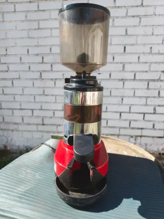 Cafetera Profesional Roja