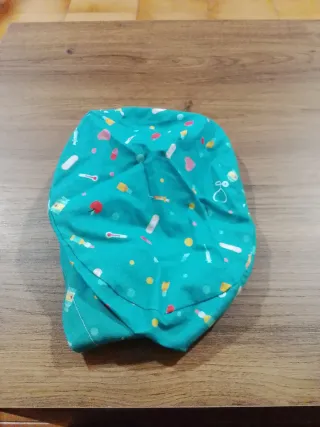 Gorro de quirófano espacial 5€