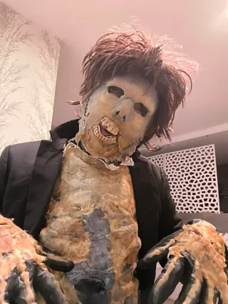 Máscara Zombie y Esternón Deluxe