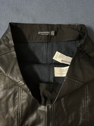 Minifalda efecto piel Stradivarius Negra Talla S