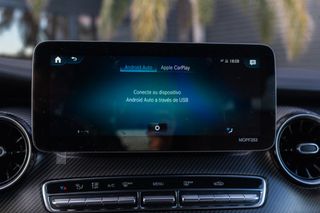 MERCEDES CLASE V 300 d AVANTGARDE LARGO AMG LINE