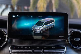 MERCEDES CLASE V 300 d AVANTGARDE LARGO AMG LINE