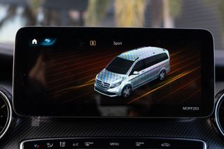 MERCEDES CLASE V 300 d AVANTGARDE LARGO AMG LINE