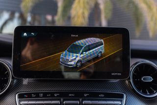 MERCEDES CLASE V 300 d AVANTGARDE LARGO AMG LINE