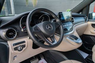 MERCEDES CLASE V 300 d AVANTGARDE LARGO AMG LINE