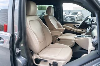 MERCEDES CLASE V 300 d AVANTGARDE LARGO AMG LINE