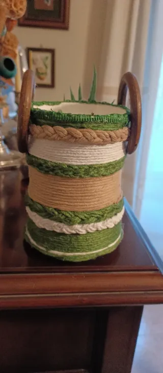 Porta macetas decorativo cuerda y madera