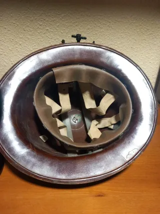 Casco de minero antiguo