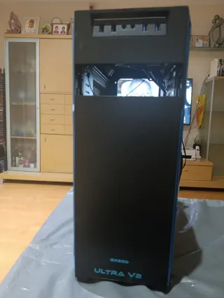 Caja PC Greed ultra v2 ,Negra y Azul.