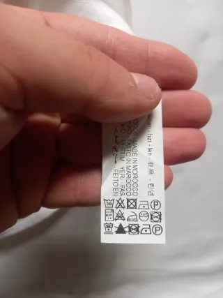 Camicia Zara con scollo a V bianca 100% in lino