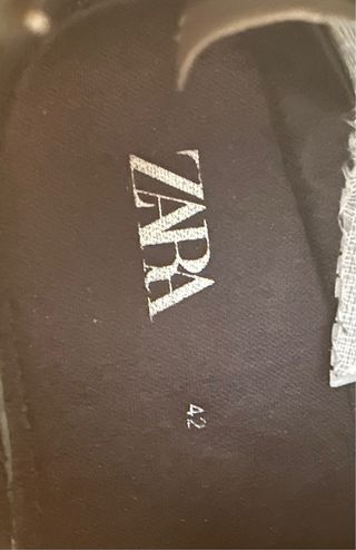 Zapatillas Zara Negras Talla 42, solo dos usos !!!