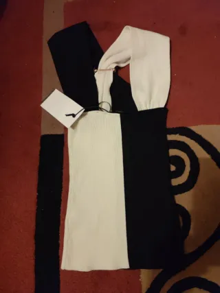 Top Zara preto e branco