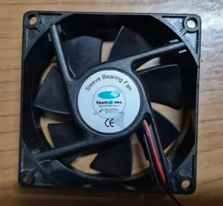 Lector/grabador CD/DVD, Disquetera, HDD y fuente