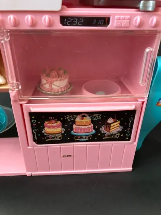 Set Barbie La Pasticceria con 3 bambole