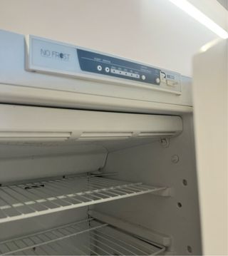 Congelador Vertical Balay