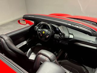 Ferrari 488 2016