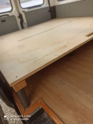 Cama para furgoneta camper