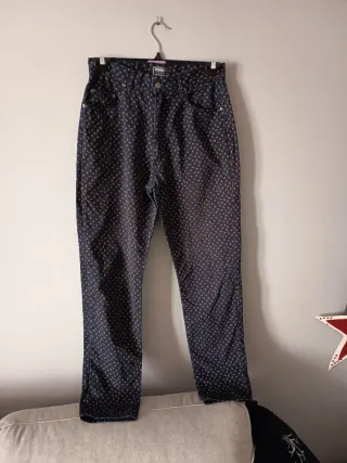 Vaqueros Pioneer estampado flores