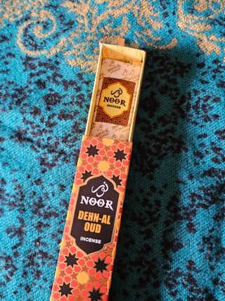 Noor Dehn-Al Oud Incensi fatti a mano