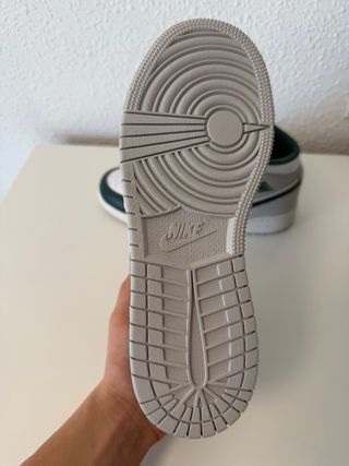 Nike Air Jordan 1 Mid Talla 38