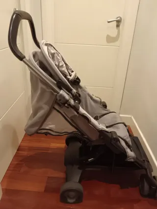 Silla de paseo Nuna gris