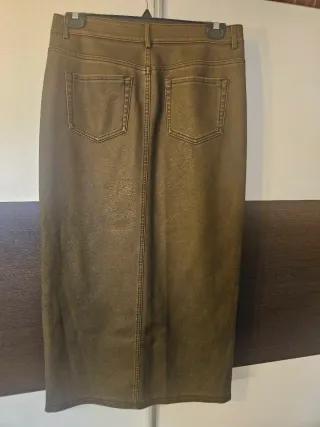 Falda larga piel sentitico