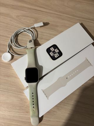 Apple Watch SE Beige