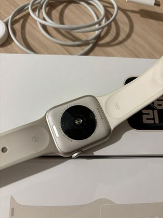 Apple Watch SE Beige