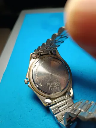 Reloj Pulsar Hombre Oro y Plata