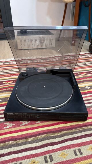 Amplificador Technics SU-X302, radio y tocadiscos