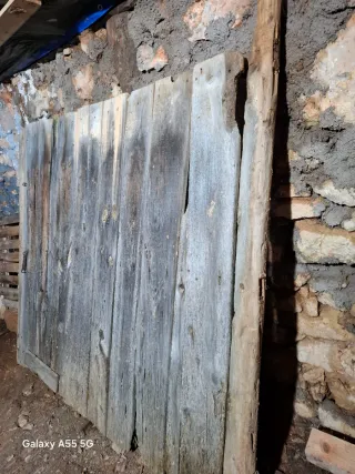 Puerta antigua de madera