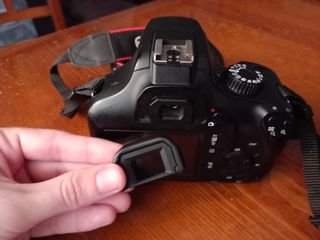 Cámara Canon EOS 4000D + Objetivo 18-55mm