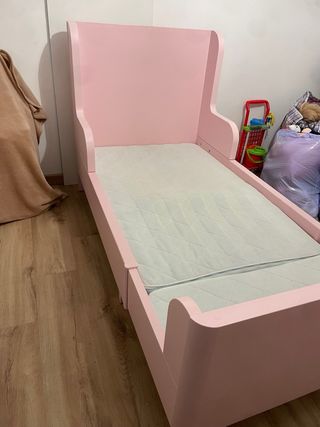 Cama infantil extensible rosa