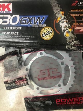 Kit Transmisión RK 530 GXW Oro Supersport