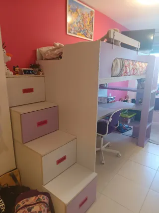 Dormitorio infantil litera con escritorio