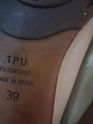 Zapatos de piel Fluchos beige