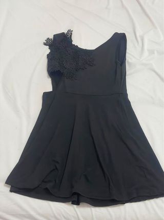 Vestido negro mini con bordado