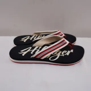 Chanclas Tommy Hilfiger Negras y Rojas