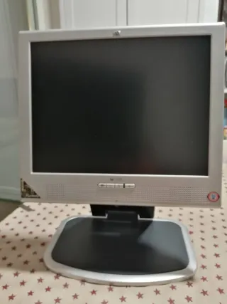 Monitor HP 1530 Plata