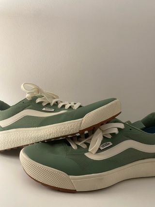 Vans UltraRange Verde y Blanco