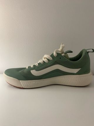 Vans UltraRange Verde y Blanco