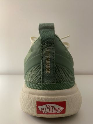 Vans UltraRange Verde y Blanco