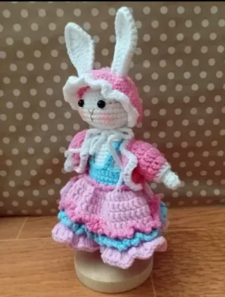 Conejita crochet de ganchillo Hecha a mano NUEVA