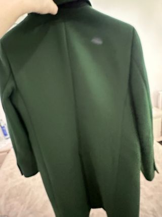 Abrigo verde Zara
