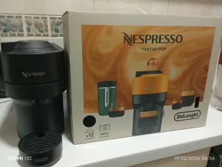 Cafetera Nespresso Vertuo Pop Negra