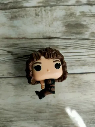 Muñeco Funko Pop Mujer Pelo Castaño