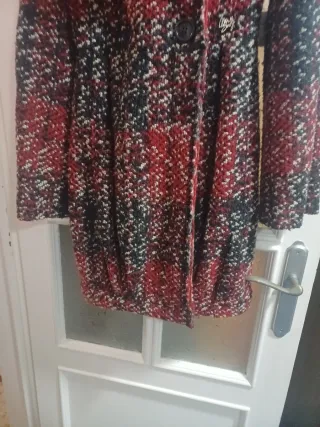 Abrigo punto Miss Sixty Talla S. Es una TallaAmpli