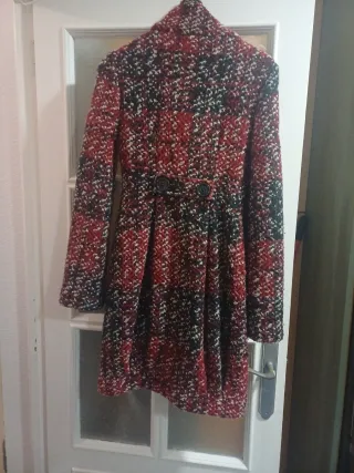 Abrigo punto Miss Sixty Talla S. Es una TallaAmpli