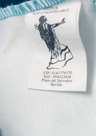 Llamativo traje de flamenca con lunares