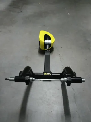 Adaptador de corriente Bkool 12V DC 12W